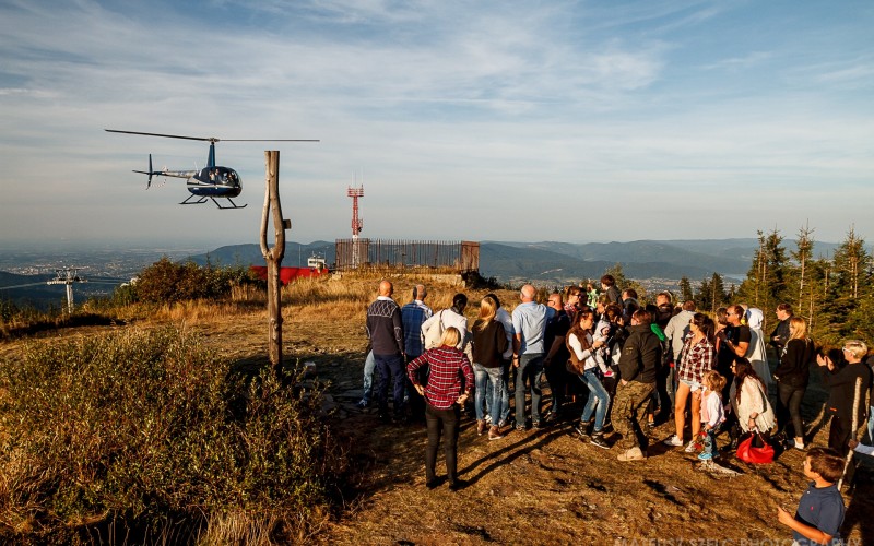 Wycieczka helikopterem na Skrzyczne z Rafałem Sonikiem